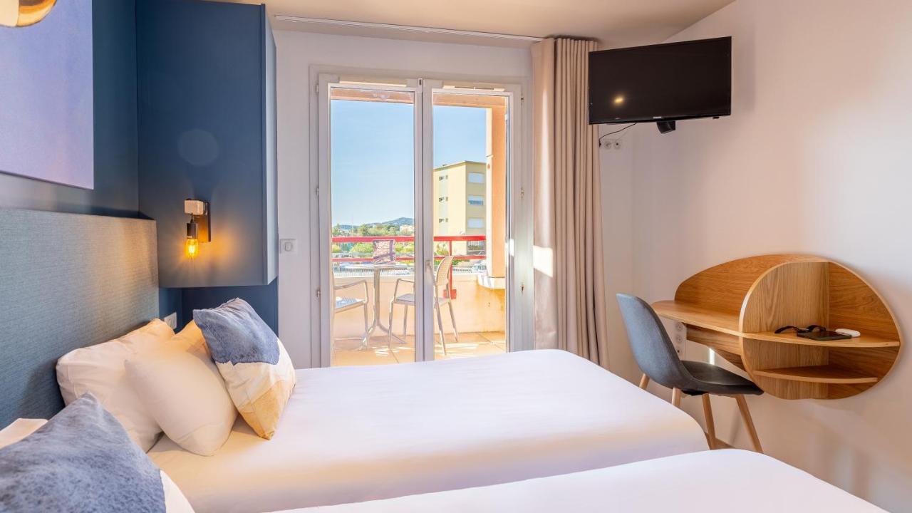 Kaliope Hotel & Residence By Oustal Del Mar Le Lavandou Bagian luar foto