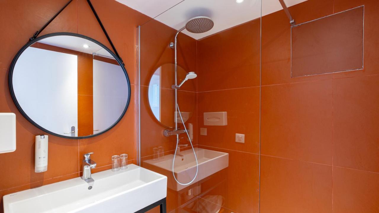 Kaliope Hotel & Residence By Oustal Del Mar Le Lavandou Bagian luar foto